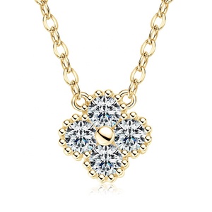<span class=keywords><strong>Collana</strong></span> <span class=keywords><strong>Quadrifoglio</strong></span> in <span class=keywords><strong>Argento</strong></span> Sterling 925 Placcato Oro Rosa 18K con Moissanite Diamante 0.1CT Colore D per Donna Gioielli Raffinati - Product Image 4