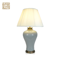 Lampe de chevet en céramique électrique de style nordique avec motif floral européen