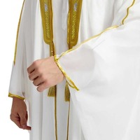 Tissu léger pour thobe marocaine pour hommes, idéal pour les vêtements islamiques modestes arabes