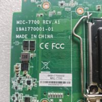 Komputer Kontrol Industri untuk Advantech MIC-7700 REV.A1 Bekas Desktop dengan Antarmuka IDE/SATA dan RAM Saluran Tunggal
