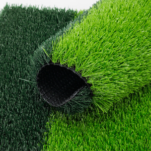 Herbe synthétique artificielle verte en PP pour usage extérieur, sports, jardin, terrasse, fête, décoration de toiture en PP, usage pour bar et cabane - Product Image 2