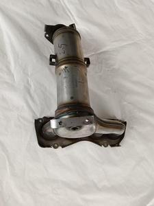 Tuyau d'échappement de moto et pièces d'accessoires de voiture Convertisseur catalytique d'échappement de voiture Convertisseur catalytique à trois voies - Product Image 3