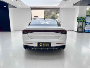 Acceptons les commandes personnalisées 2021 pour K5 380t <span class=keywords><strong>GT</strong></span>-<span class=keywords><strong>Line</strong></span> <span class=keywords><strong>Sportage</strong></span>, berline sport à intérieur sombre, moteur 2.0t 240 ch L4, traction avant, essence - Product Image 6