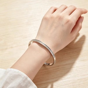 Bijoux minimalistes plaqués or 18 carats/or rose/argent pour un usage quotidien, bracelet jonc en CZ pour femmes - Product Image 3