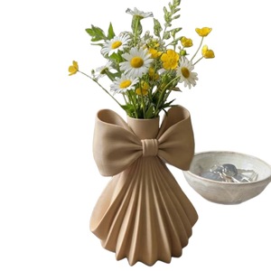 แจกันทรงโค้งรูปทรงไม่สม่ำเสมอ ของตกแต่งศิลปะสมัยใหม่ สำหรับจัดดอกไม้ ของขวัญ ของประดับตกแต่งห้องนั่งเล่นบนโต๊ะ - Product Image 4