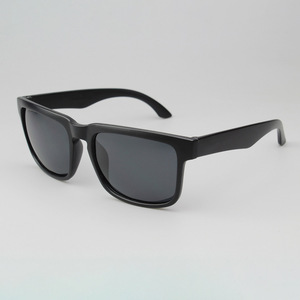 Lunettes de soleil polarisées carrées miroir tendance 2026, unisexe, pour la pêche et la conduite, style espion, protection UV400 - Product Image 5