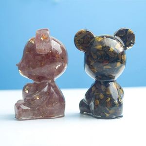 Figura de Oso de Resina Única con Detalles de Cristal - Decoración Perfecta para el Hogar - Product Image 3