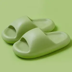2023 yeni özelleştirilmiş düz sandalet yumuşak terlik Unisex yaz kapalı terlik slaytlar kadınlar için