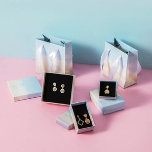 <span class=keywords><strong>New</strong></span> Mây Bầu Trời Thiết Kế Tùy Chỉnh Giấy Hộp Đồ Trang Sức Cho Bông Tai/Vòng Cổ Sóng Hộp Biểu Tượng Màu Hồng Cho Quần Áo/Hat/Vớ - Product Image 3