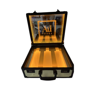 Caja DE TRANSPORTE DE maleta de vino con espejo iluminado LED con logotipo personalizado para botella de <span class=keywords><strong>vodka</strong></span> <span class=keywords><strong>AU</strong></span>, vitrina glorificadora para fiestas en la playa de Miami - Product Image 1