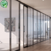 Interieur scheidingswand schuifdeur van glas voor keuken en woonkamer, panoramisch design, aluminium frame, minimalistisch glasvezel scherm