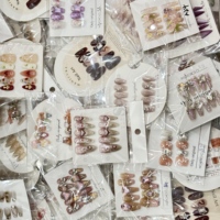Faux ongles à presser faits main, style français, couvrance totale, haut de gamme, élégants, doux, sublimes la peau, forme ovale/longue pointue