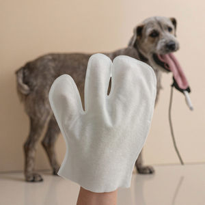 مناديل حمام قفاز بيوري 7 قيراط للكلاب والقطط ماركة مخصصة قفازات العناية بالحيوانات الأليفة ومناديل مبللة للتنظيف اليومي - Product Image 3