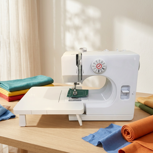 Máquina de Coser Doméstica Multiusos Compacta UFR-725 con Logotipo Personalizado, Venta Caliente, con Puntada Overlock para Coser Prendas - Product Image 2