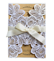 Carte d'invitation personnalisée à fleurs découpées au Laser, carton de mariage 50 pièces avec enveloppe à ruban, Rsvp