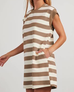 Club News Vestido Estampado Geométrico Verano 2024, Moda con Cortes Asimétricos y Vestidos Ajustados Estilo Con Bolsillos - Product Image 5