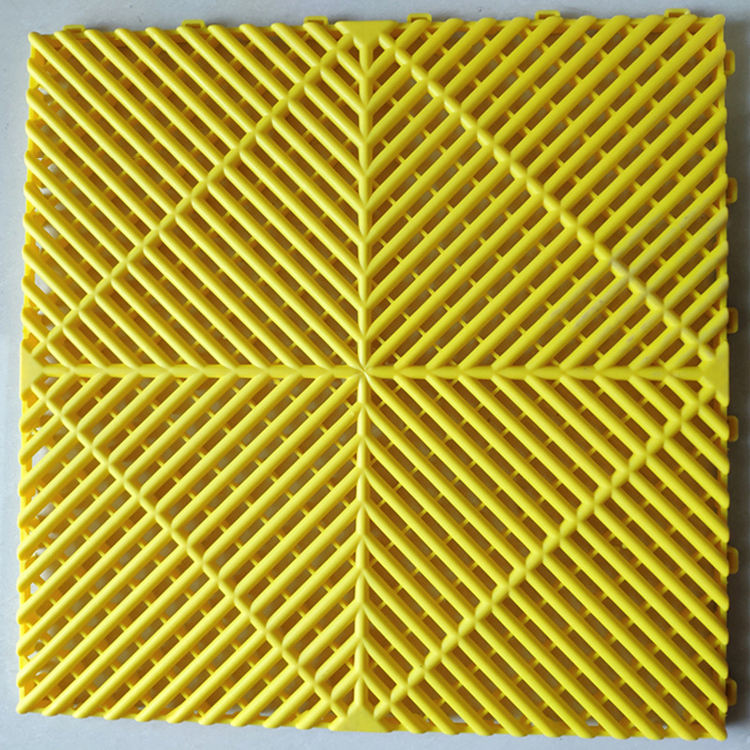 สีเหลือง