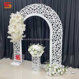 Nuevo Fondo de Hierro Blanco para Bodas y Fiestas - Product Image 4