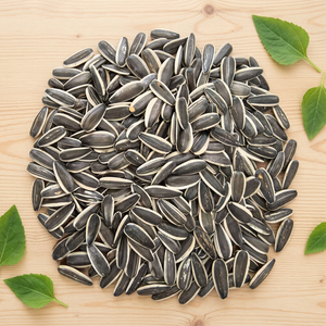 Semillas de Girasol Naturales Crudas con Cáscara, Limpias y Clasificadas, Venta al por Mayor para Snacks Saludables y Producción de Paquetes de Regalo de Frutos Secos - Product Image 1