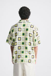 Personnalisé Plage Décontracté Crochet Cardigan En Tricot À Manches Courtes Tricots Crochet Fleur Forme Hommes Cardigan En Tricot - Product Image 3