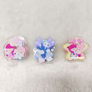 คลิปหนีบกระดาษอะคริลิกใสคุณภาพสูงขายส่ง ดีไซน์น่ารักแบบกำหนดเอง สำหรับของขวัญ ของชำร่วยงานปาร์ตี้ - Product Image 4