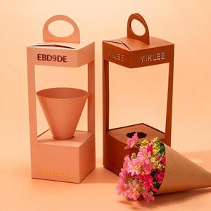 Boîte en papier à fenêtre personnalisée pour bouquet de fleurs, boîte de présentation pliable avec insert, emballage cadeau pour fleuriste avec poignée et fenêtre en PVC - Product Image 1