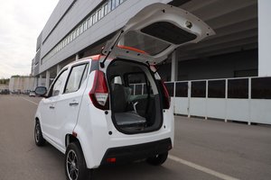 Scooter électrique à quatre roues à faible vitesse HKBG EEC - Product Image 6