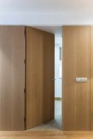 Porte intérieure en bois à noyau solide invisible cachée de haute qualité Porte sans cadre en bois massif surdimensionnée