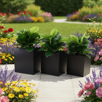 Pot Besi Persegi dengan Desain Tepi Bergelombang Fungsional untuk Luar Ruangan Set Besar 3 Pot Bunga Dekoratif untuk Taman Teras Balkon