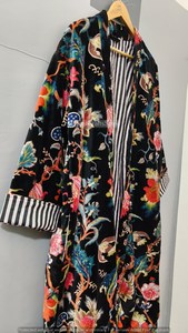 Robe élégante en velours brodé de fleurs, manches longues, col en V, robe de chambre pour femmes, tenue d'automne - Product Image 4