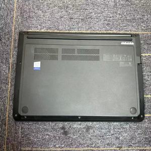 Portátil Empresarial ThinkPad E470 Usado con Intel I5, 16GB, SSD de 256GB, Pantalla Táctil de 14 Pulgadas y Teclado en Inglés - Product Image 6