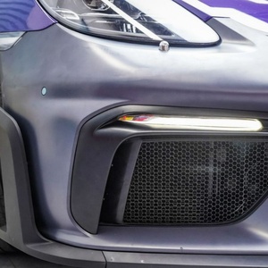Kit carrosserie complet pour Porsche 718 Cayman <span class=keywords><strong>GT4</strong></span> 982 <span class=keywords><strong>GT4</strong></span> <span class=keywords><strong>RS</strong></span> en fibre de carbone : pare-chocs avant et arrière, jupes latérales, spoiler, aérations de capot, pièces aérodynamiques - Product Image 5
