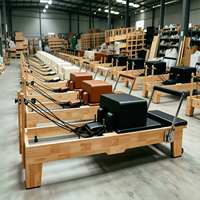 Reformer de Pilates portable en bois de chêne avec composants en acier – Équipement d'exercice pour la maison, la salle de sport et le studio – Entraînement de force, de flexibilité et d'équilibre