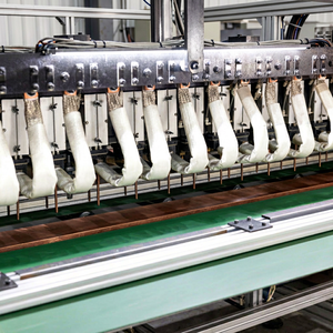 Machine de soudage par points multi-têtes, système de soudage automatique pneumatique industriel à haute efficacité pour la fabrication de tôles métalliques - Product Image 1
