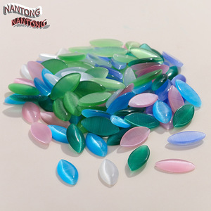 Pierres en verre œil de chat de Nantong, forme marquise, dos plat, colorées, pour DIY, nail art, bijoux, strass - Product Image 1