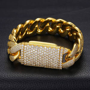 สร้อยข้อมือแบบ Cuban Link ชุบทอง ประดับเพชรโมอิสซาไนต์ เหมาะสำหรับผู้ชาย ผู้หญิง สไตล์ฮิปฮอป แร็ปเปอร์ สตรีทแวร์  เครื่องประดับสำหรับงานปาร์ตี้ - Product Image 1