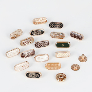 Boutons Métalliques Haut de Gamme Quatre en Un pour Robe Arabe Vêtement Musulman Premium pour Dishdasha Homme et Costumes Vintage - Product Image 1