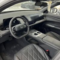 Changan CS75 Plus 1.5T 192ch SUV Compact à traction avant essence 2025 avec assistance au régulateur de vitesse intelligent, toit ouvrant panoramique et boîte manuelle, couleur foncée