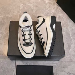 รองเท้าดีไซน์เนอร์สุดหรู สไตล์ลำลอง สีคลาสสิกแบบคัลเลอร์บล็อก แพนด้า สปอร์ต ระบายอากาศได้ดี ใช้ได้ทุกฤดู ปิดนิ้วเท้า ด้านบนเป็นผ้าตาข่าย - Product Image 5