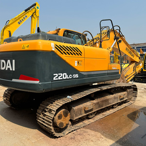 Excavatrice Hyundai 22 tonnes sur chenilles hydrauliques avec godet de terrassement, modèle d'occasion R220LC 9S Corée 2022, faible nombre d'heures - Product Image 5