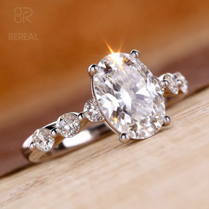 Anillo de compromiso de lujo con diamante ovalado cultivado en laboratorio, certificado IGI VVS CVD, con piedras laterales de plata 925, joyería para mujer. - Product Image 2