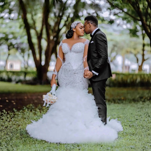 Abito da sposa a sirena S2018L bianco a maniche lunghe retrò <span class=keywords><strong>trasparente</strong></span> con perline e paillettes <span class=keywords><strong>in</strong></span> <span class=keywords><strong>tulle</strong></span>, romantico ed elegante. - Product Image 3
