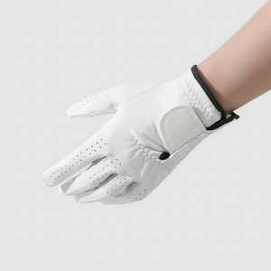 ถุงมือหนังสำหรับตีกอล์ฟผู้ชาย สายรัดข้อมือปรับได้ กันลื่น ระบายอากาศ น้ำหนักเบา จับไม้กอล์ฟได้กระชับ รับสกรีนโลโก้ - Product Image 1