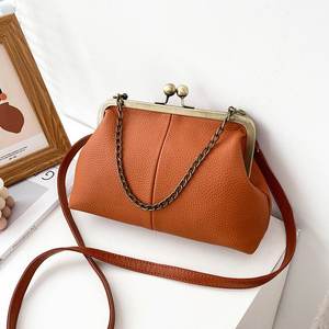 Dompet Lipat Panjang Vintage Grosir Pabrik, Tas Selempang Wanita dengan Kunci Tekan, Tas Selempang Wanita Model Baru, Dompet Koin - Product Image 2