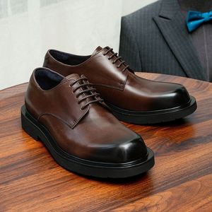 Zapatos de Vestir para Hombre de Negocios Formales, Personalizados, de Alta Calidad, con Parte Superior de Cuero y Ajuste Cómodo - Product Image 1