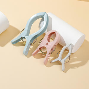 Grandes pinces à linge DS4315, pinces à linge en plastique, pinces à linge suspendues, pinces <span class=keywords><strong>pour</strong></span> serviettes <span class=keywords><strong>de</strong></span> bain <span class=keywords><strong>de</strong></span> <span class=keywords><strong>plage</strong></span> - Product Image 6