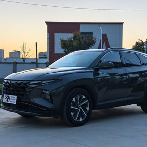 ツーソンSUV FWDガスガソリン1.5T 200PS L4 R19 147kW/253Nm自動高級版LHD新品中古車2023 <span class=keywords><strong>HYUNDAI</strong></span> - Product Image 1