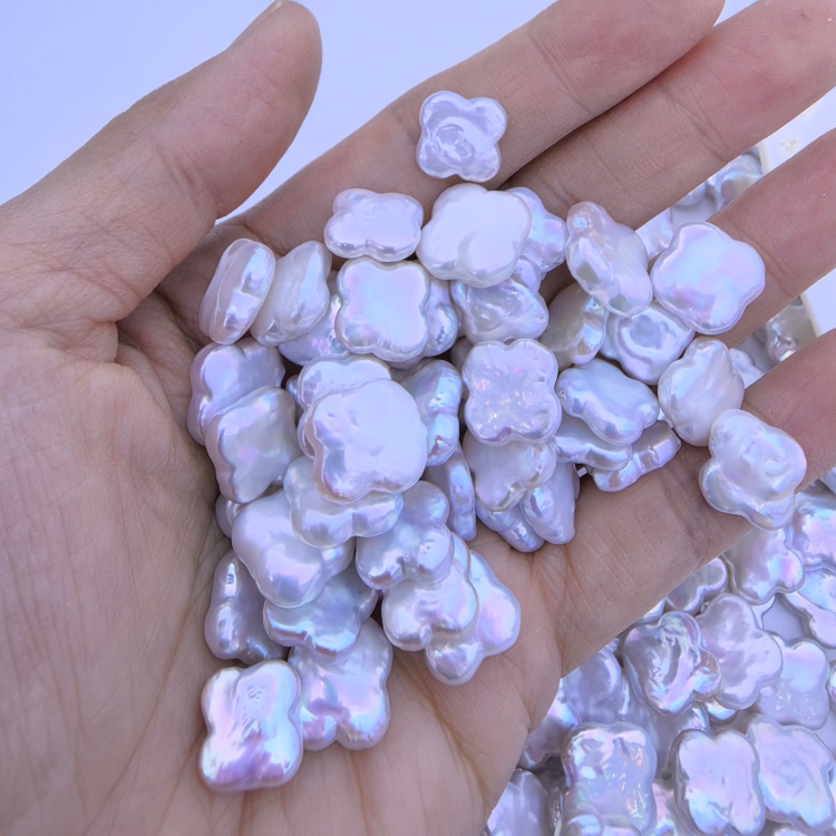 12 * 12mm Clover Baroque Freshwater Pearl White DIY Jewelry Making Earrings Pendant Loose Natural Pearl Wholesale