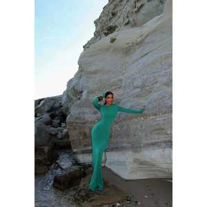 Robe de soirée longue verte Doss avec taille empire luxueuse, idéale pour les fêtes et les bals de promo, taille XL - Product Image 3