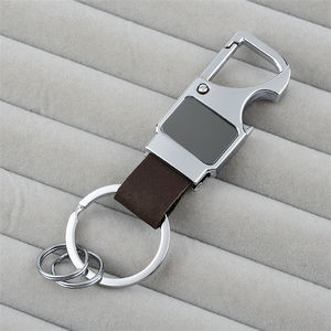 WELLFLYER <span class=keywords><strong>KECH</strong></span>-172 Vente en gros de porte-clés en cuir Ouvre-bouteille de bière Mousqueton LOGO personnalisable Cadeaux promotionnels pour hommes - Product Image 2